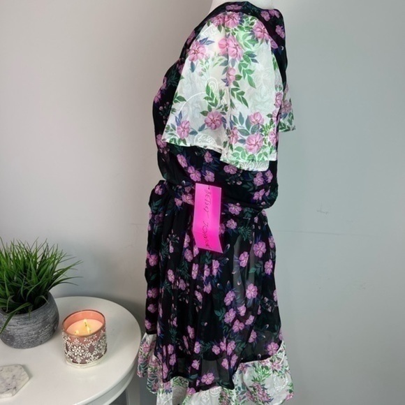 Betsey Johnson Floral Belted A-Line Dress Blue Pink Size 4 NWT V-Neck Party - Picture 7 of 14